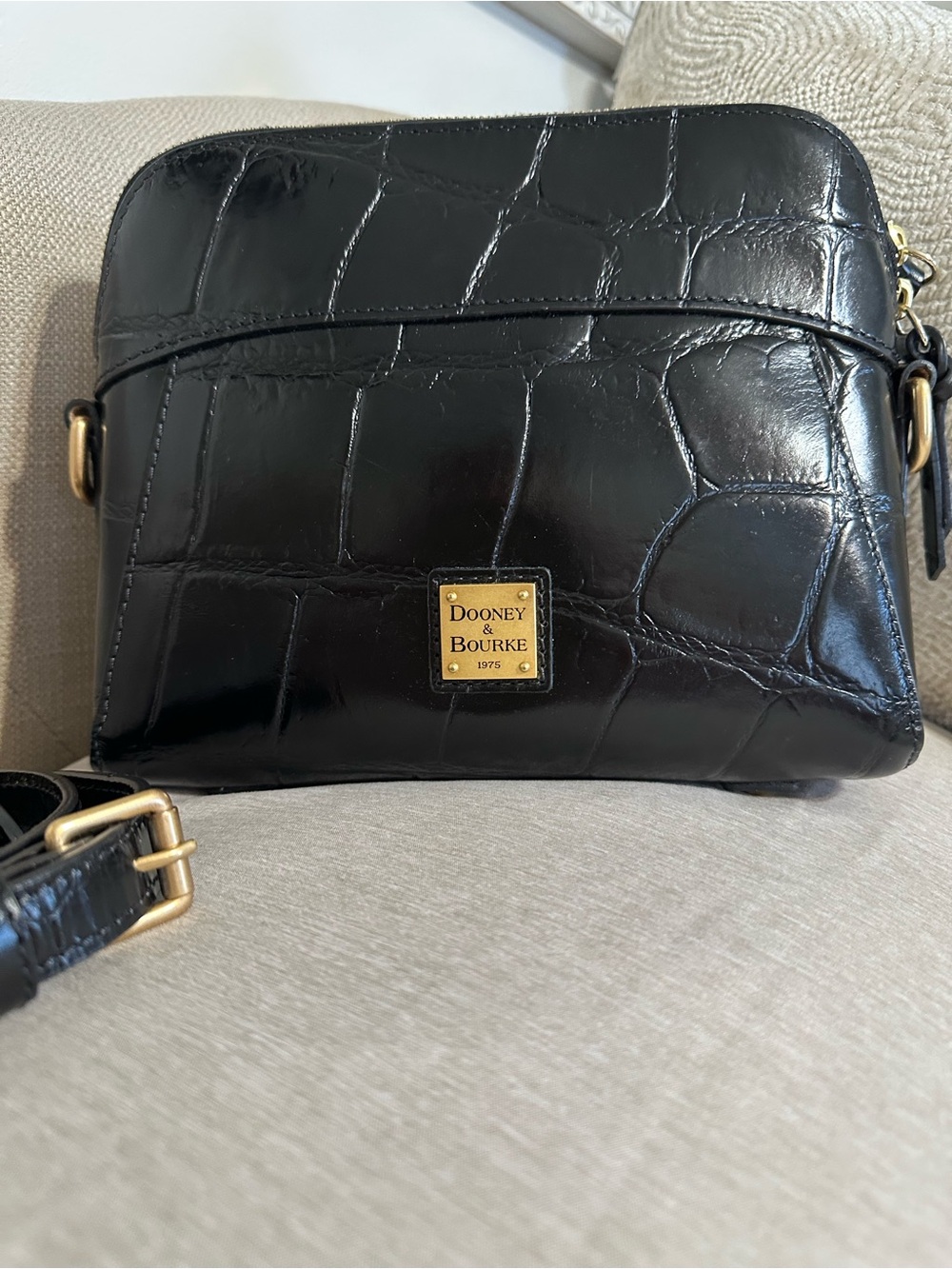 Dooney & Bourke Denison  Black Croc-Embossed Leather Crossbody NWT - Picture 5 of 16